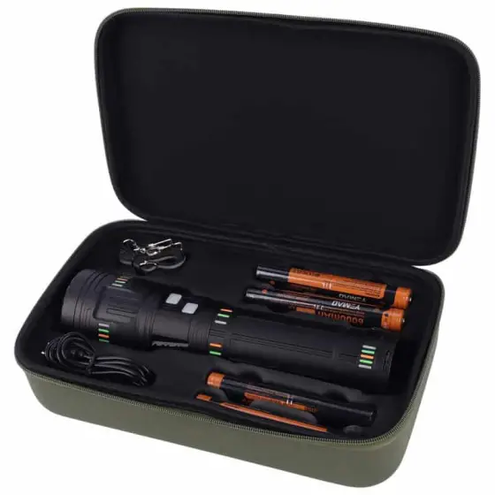 چراغ قوه یامو مدل YEMAO YM-G600